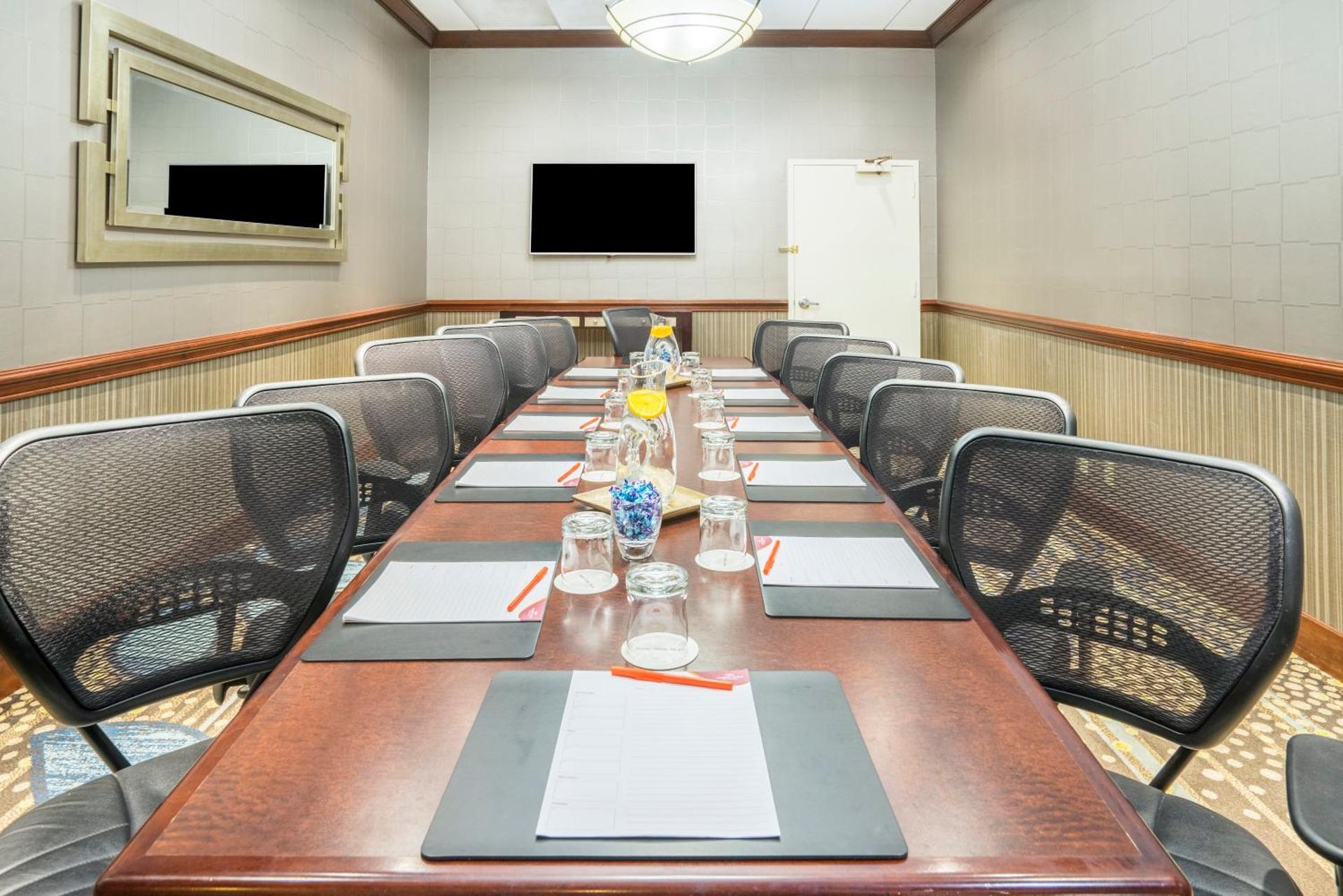 Meeting/conference room