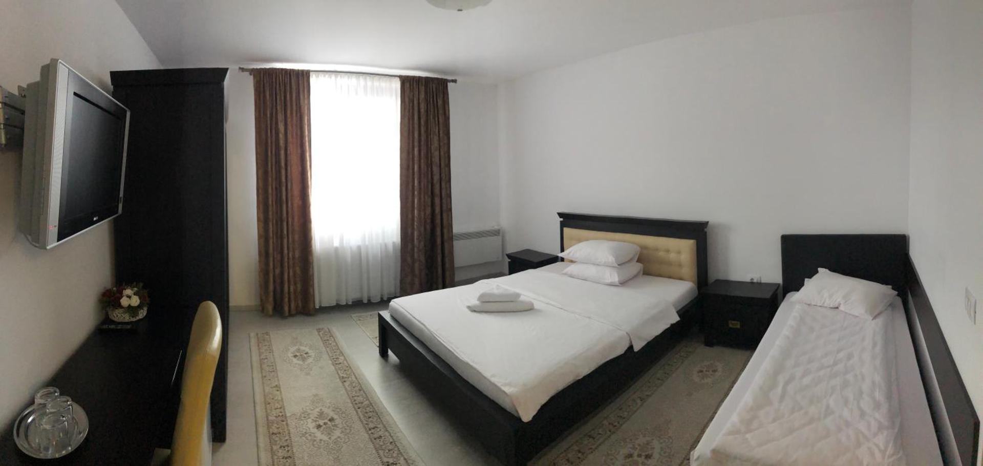 Triple Room with Private Bathroom