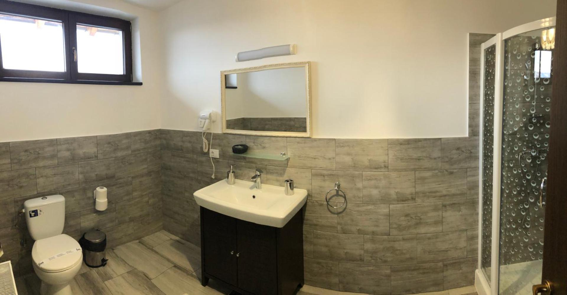 Triple Room with Private Bathroom