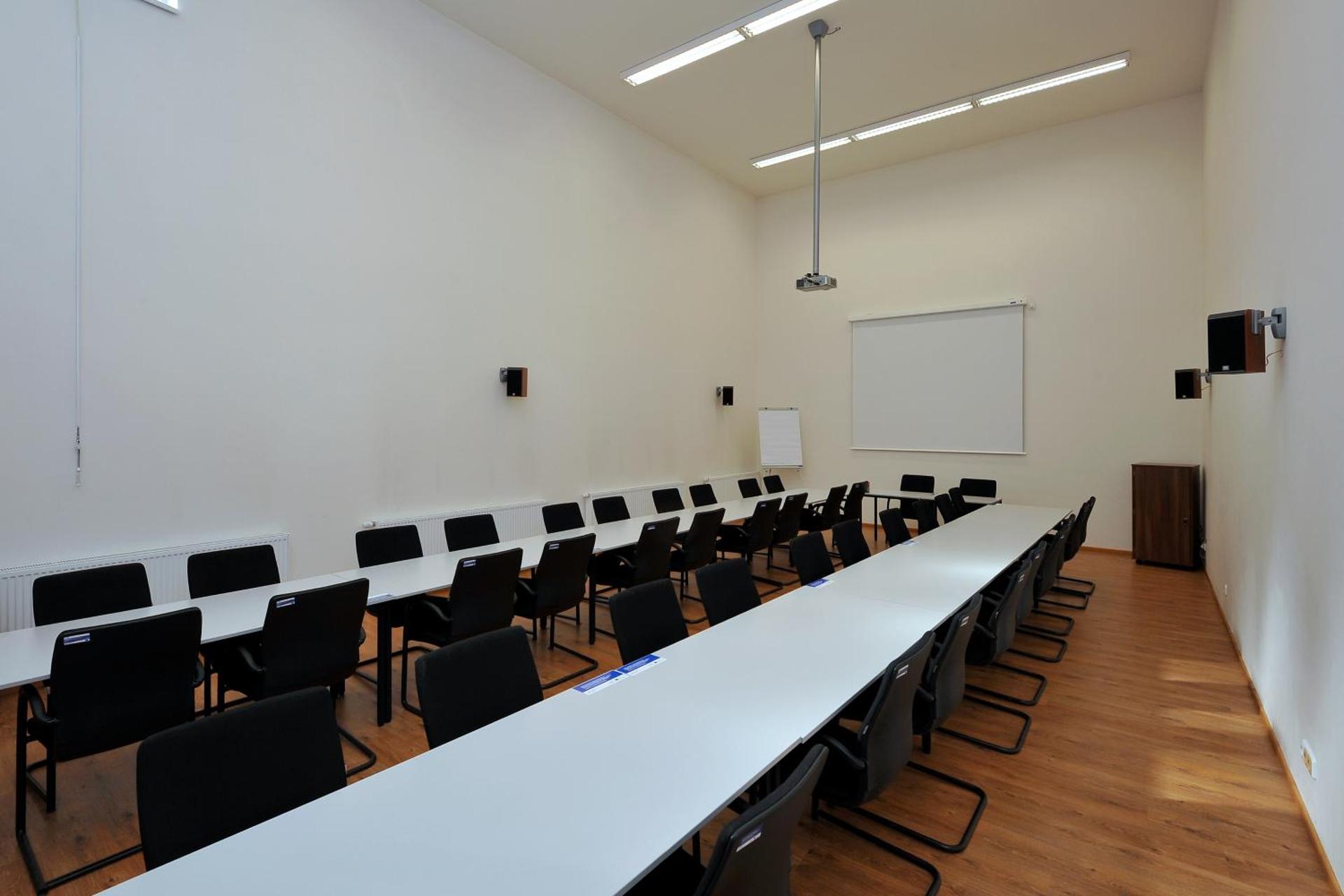 Meeting/conference room