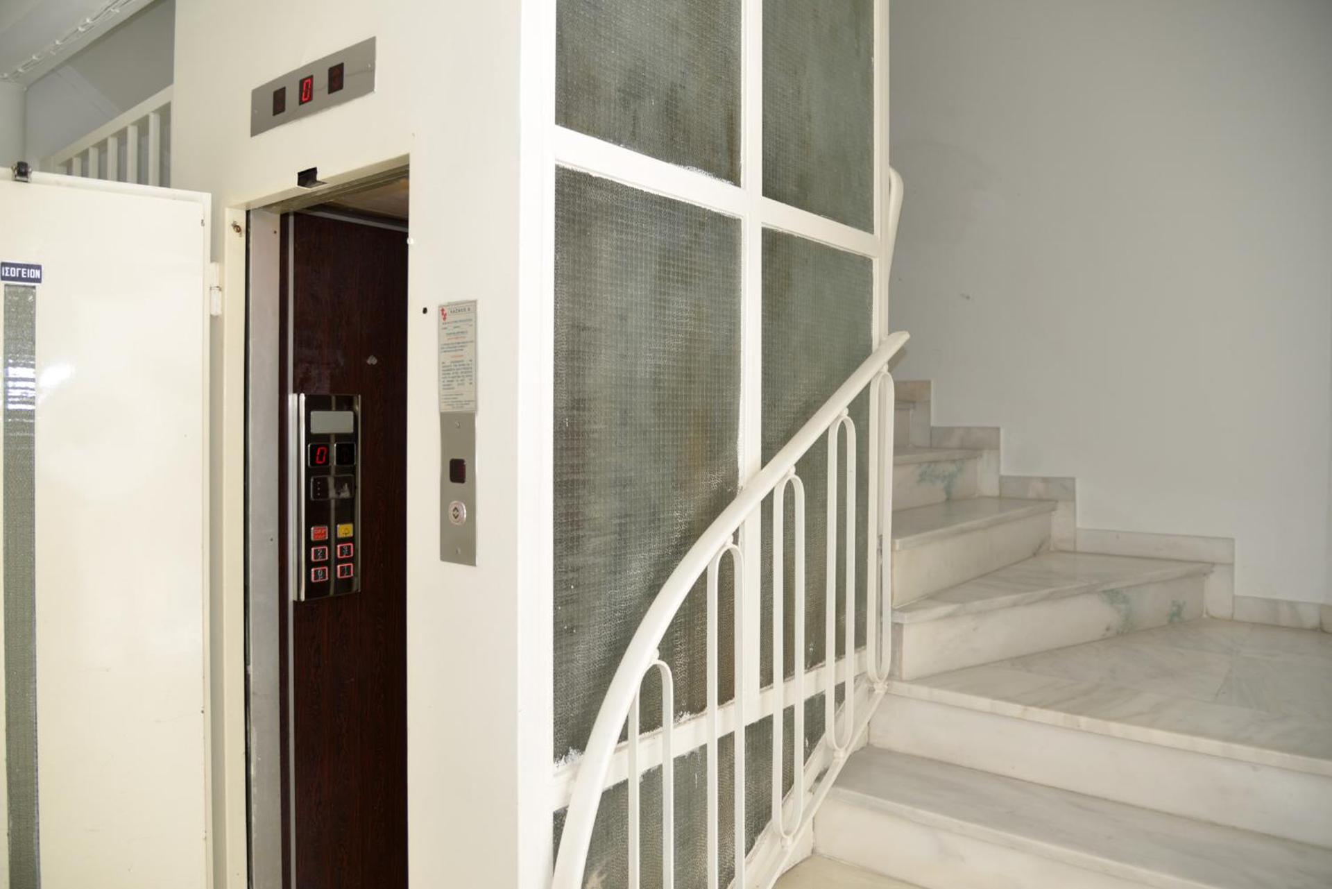 Athens Sea view 2 floor apartment next to Marina