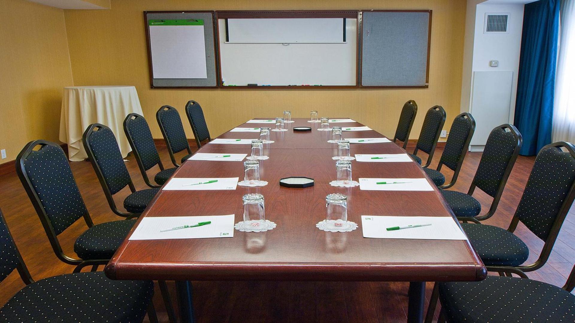 Meeting/conference room