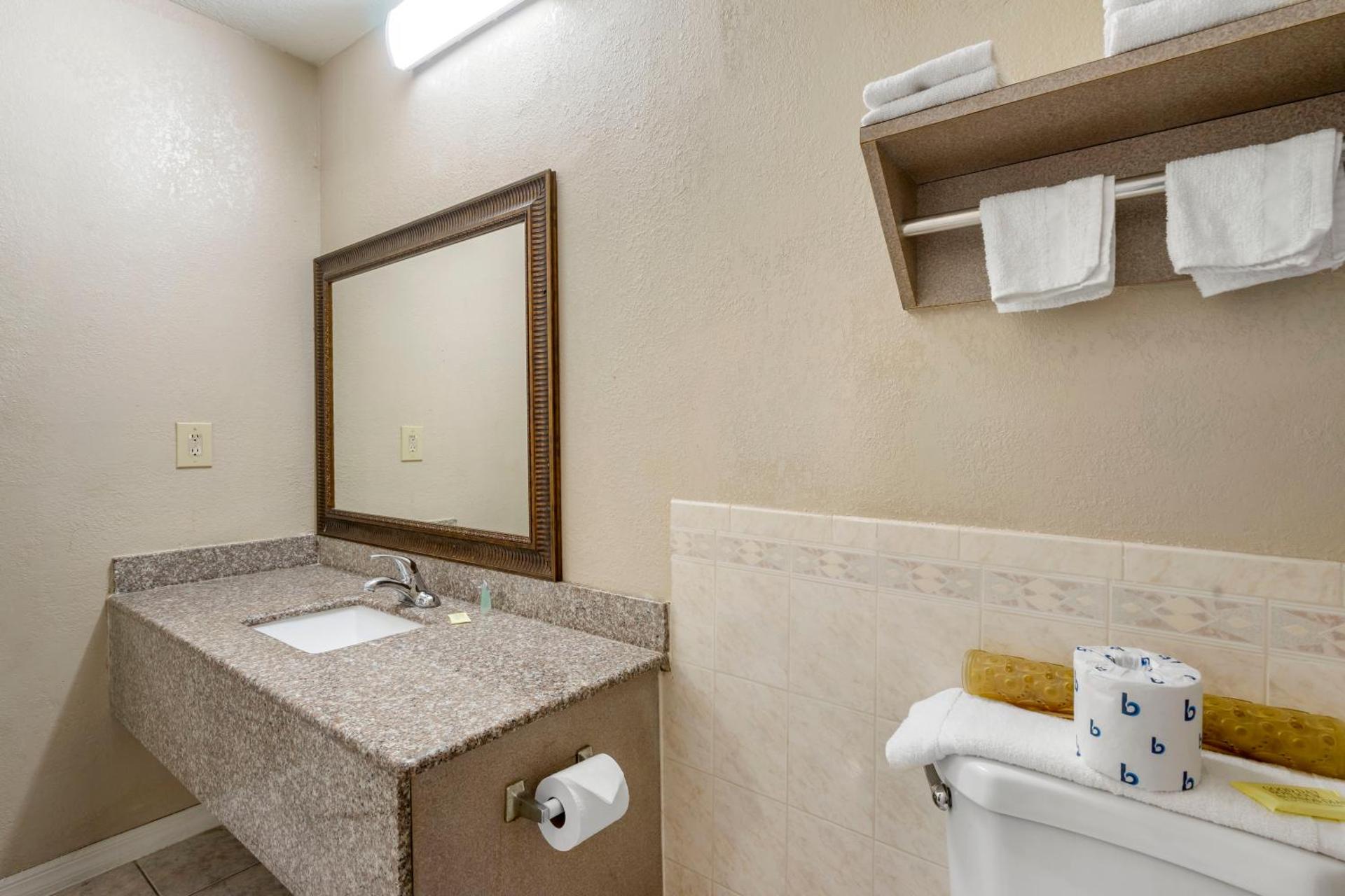 King Room - Non-Smoking