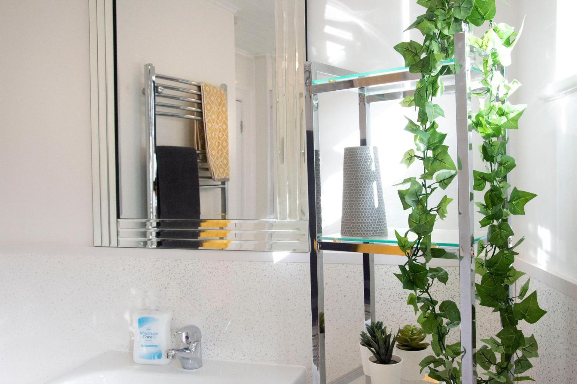 Flower In Hand Apartment