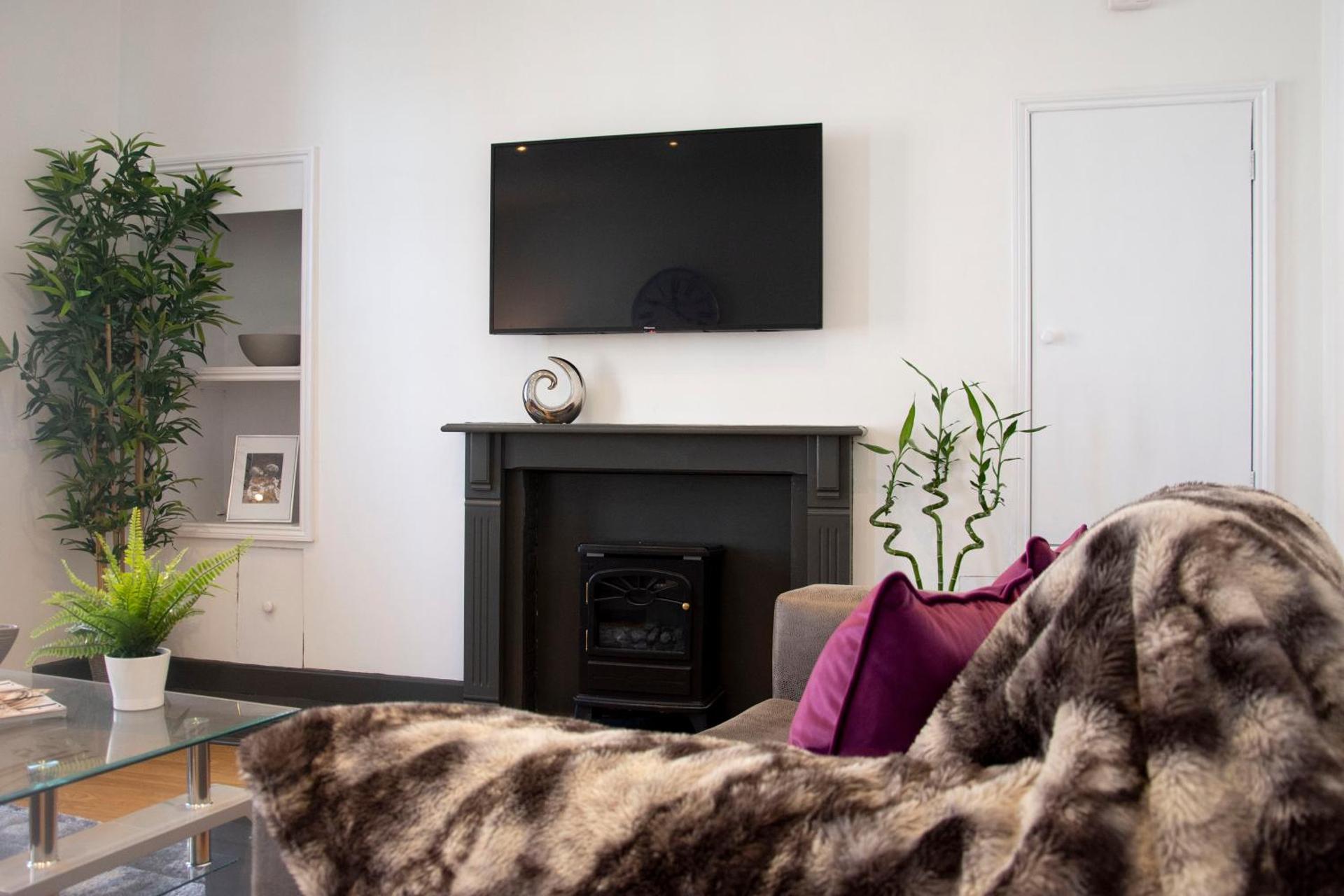 Flower In Hand Apartment