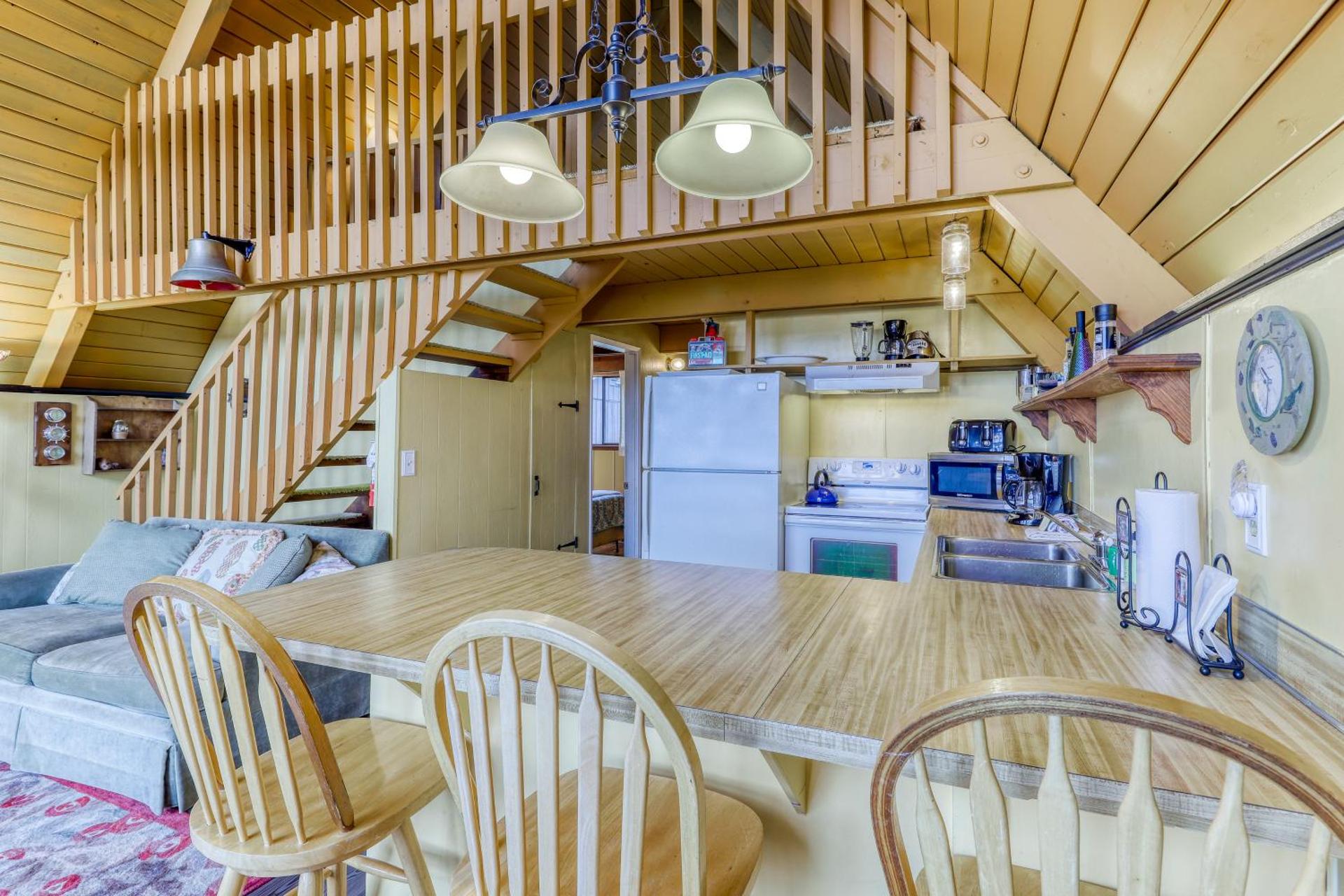 Rustic Guemes Beach Cabin