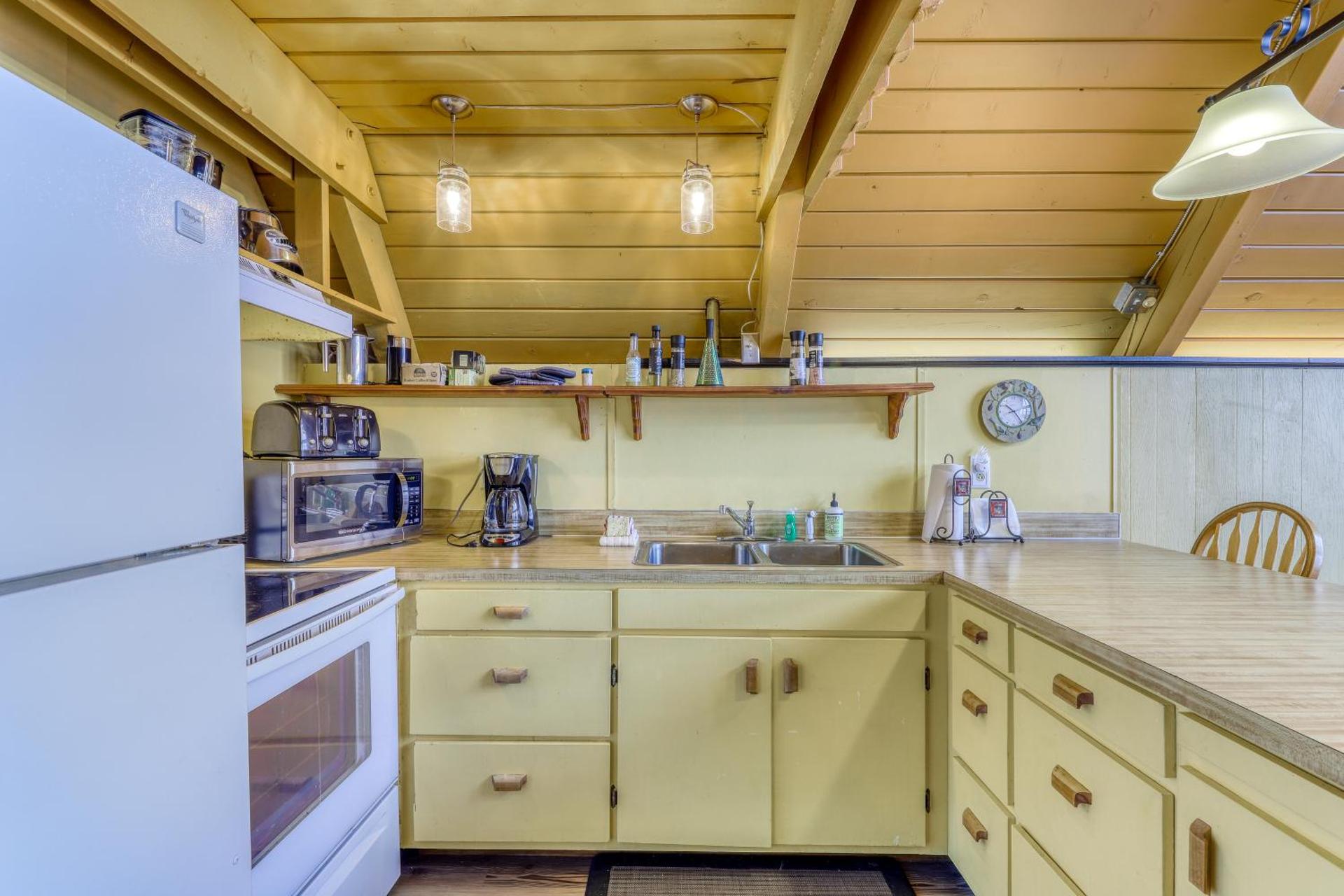 Rustic Guemes Beach Cabin