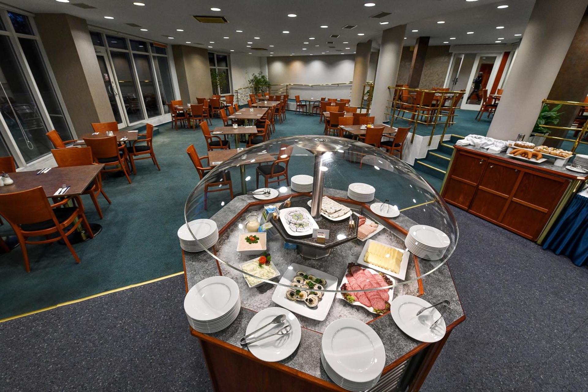 Banquet/Function facilities