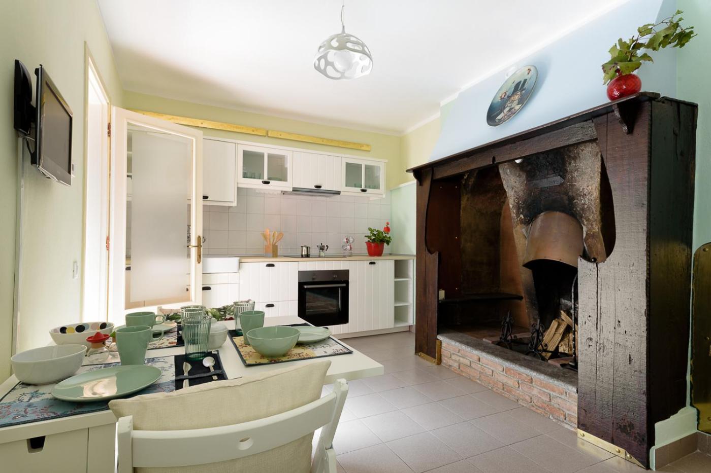 THE MONTEVECCHIA HOME - FRIDA APARTMENT