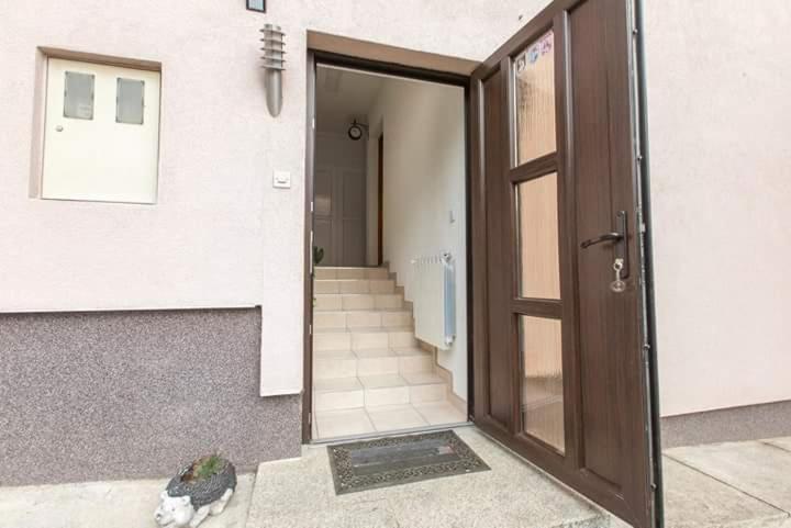Apartman Sunny Lika
