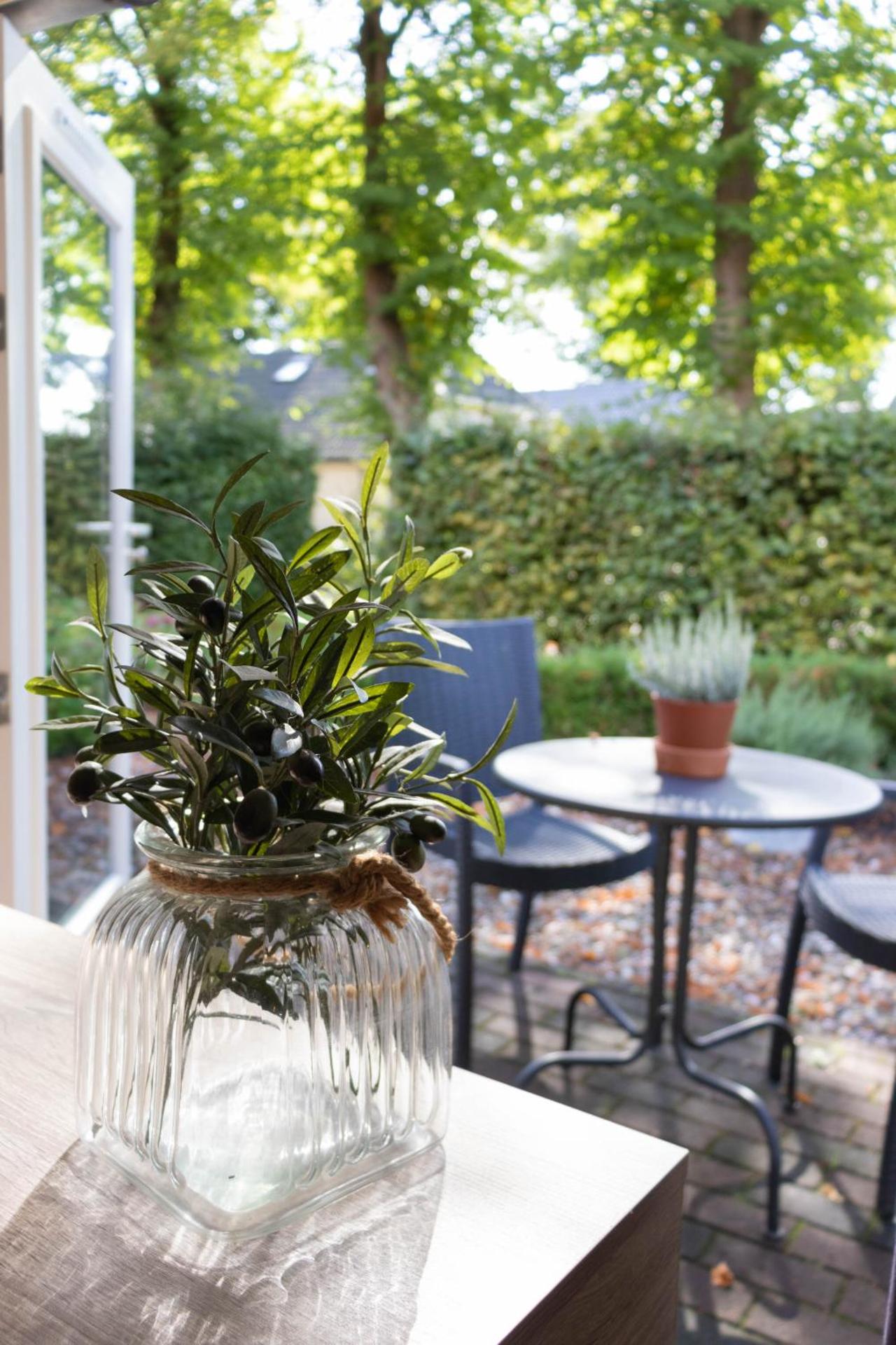 Bed & Breakfast Uiterburen