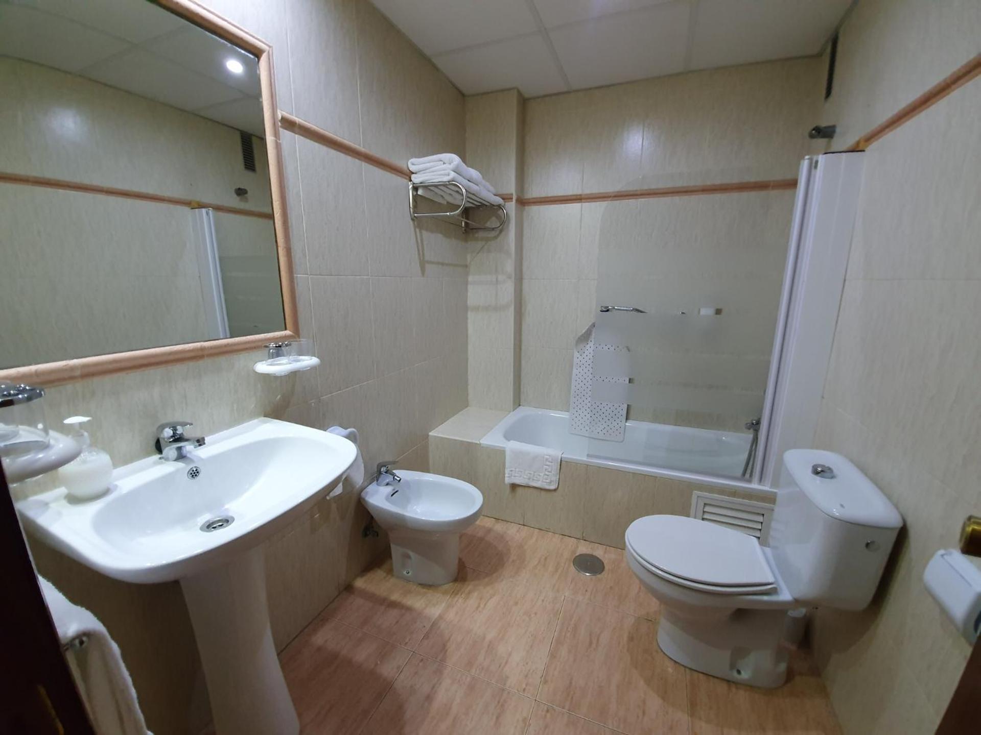 Monolocale con Divano-Letto