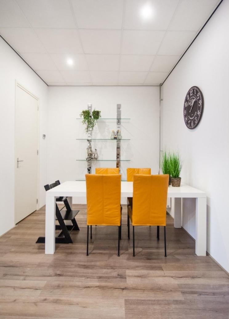 Luxurious two bedroom apartment A kwartier Center