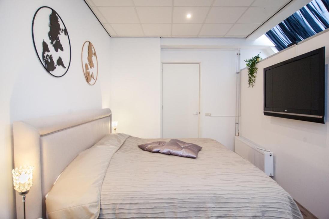 Luxurious two bedroom apartment A kwartier Center