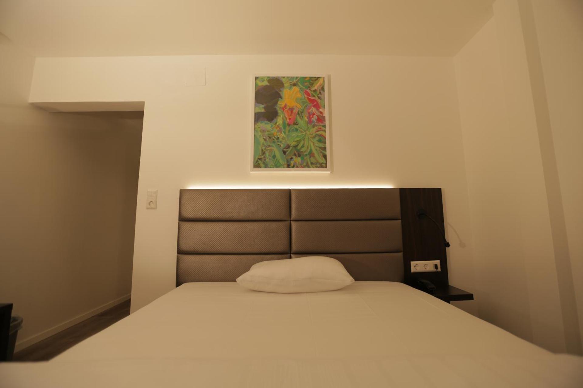 Galeria Airport Hotel