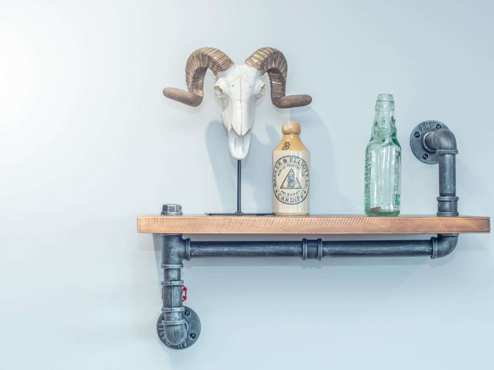 New modern Apt in the City & close to Stadiums - Pass the Keys