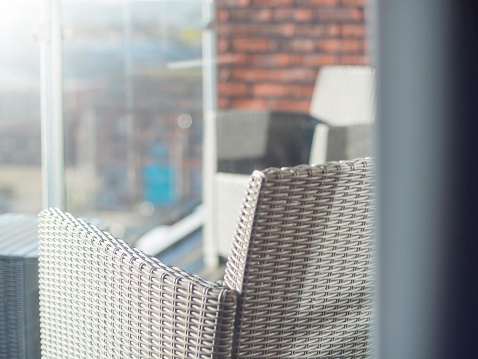 New modern Apt in the City & close to Stadiums - Pass the Keys