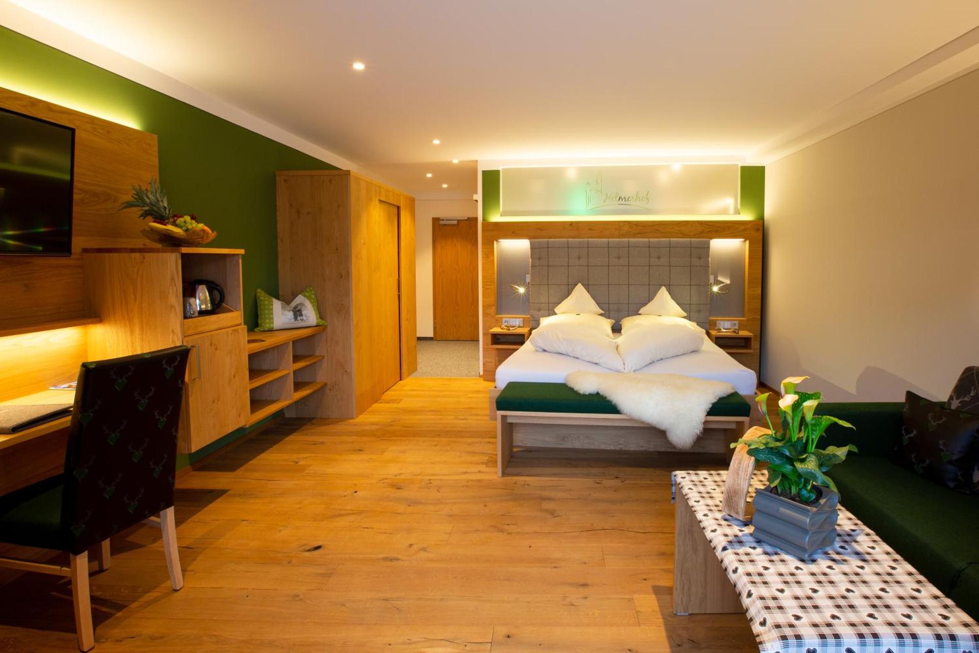 Photo of the whole room