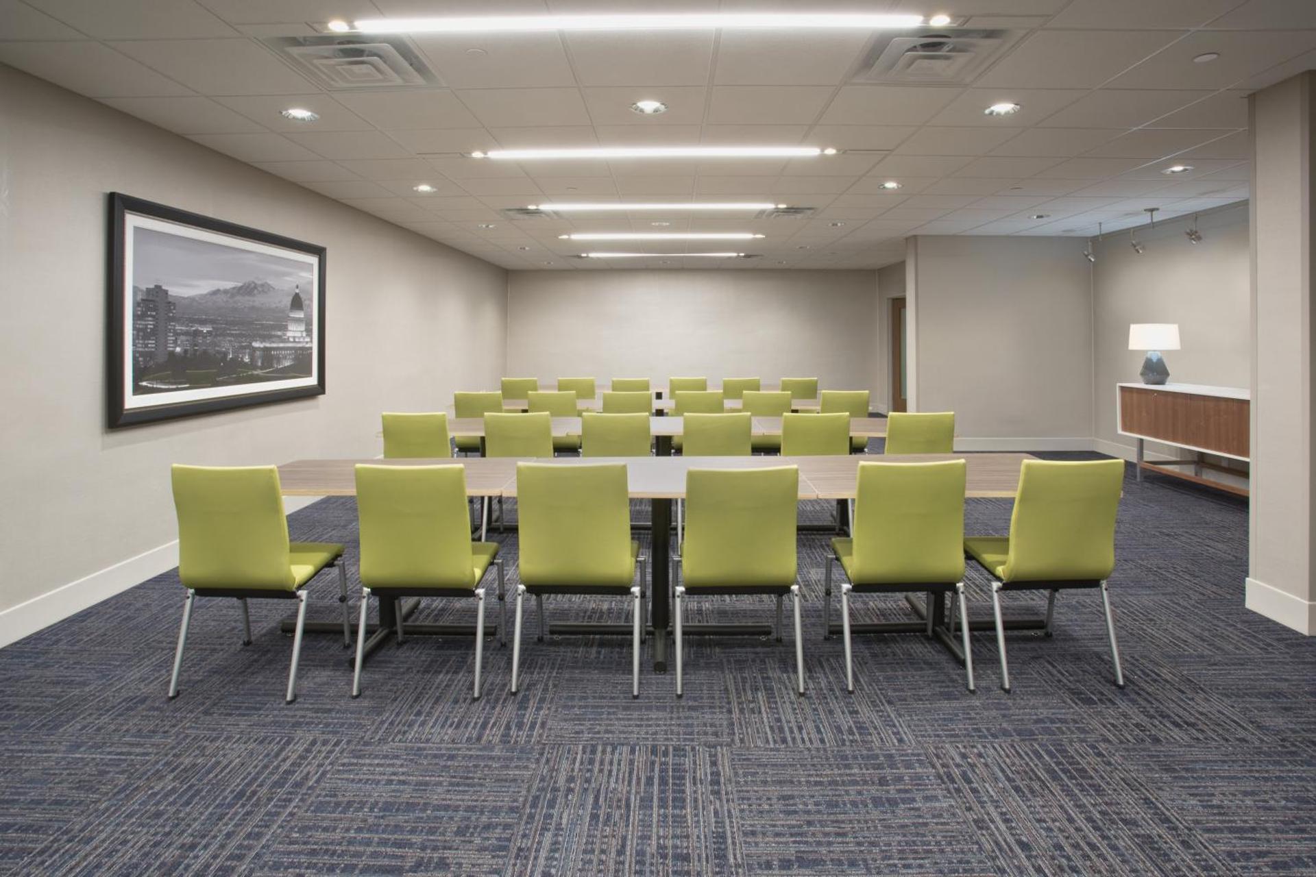 Meeting/conference room