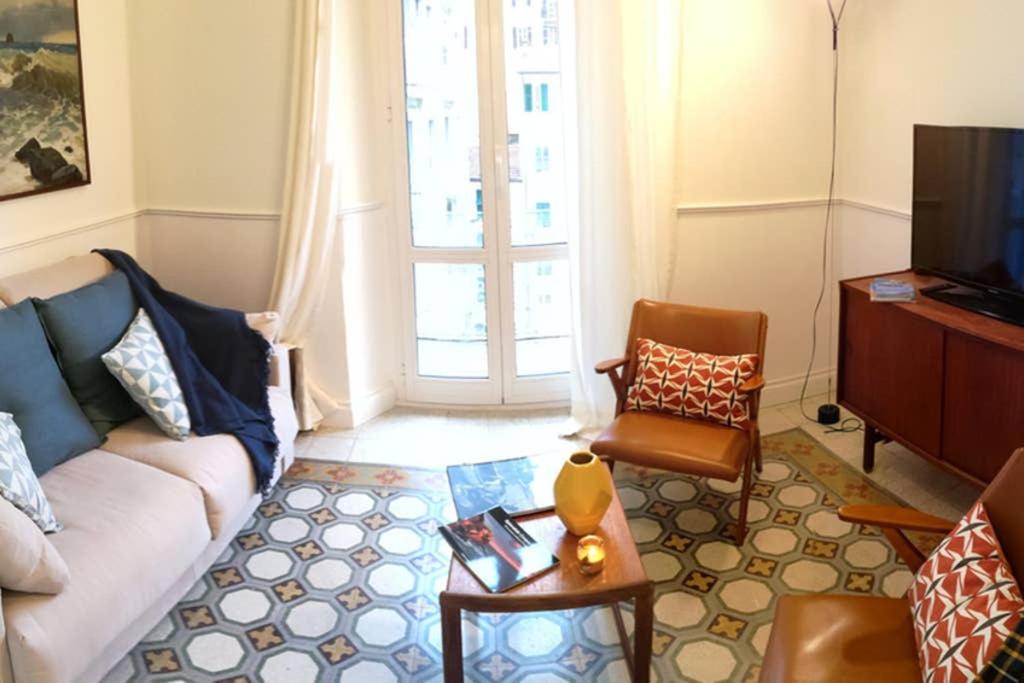 Casa Rétro. Historic center - La Spezia