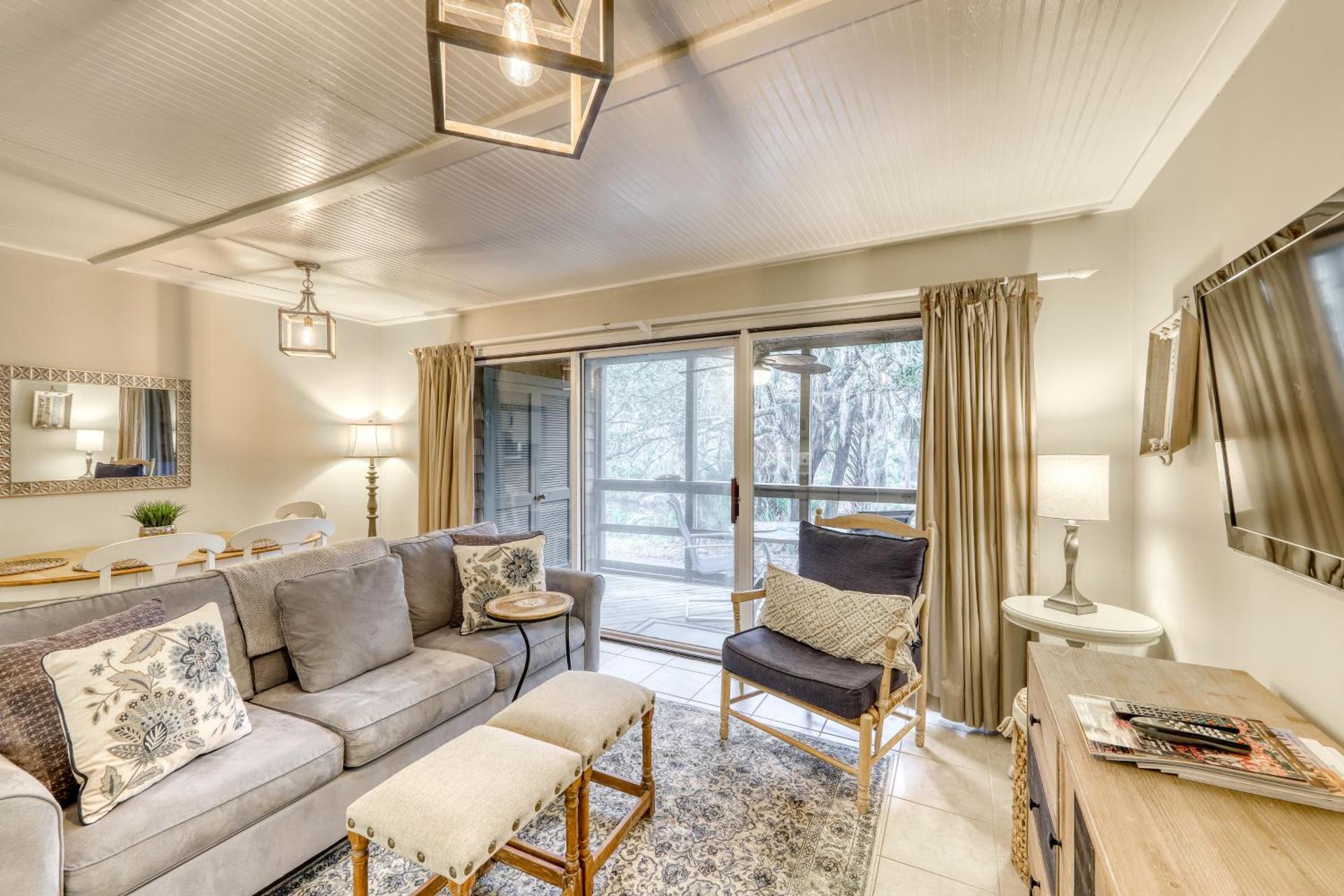 4250 Mariner's Watch Villa