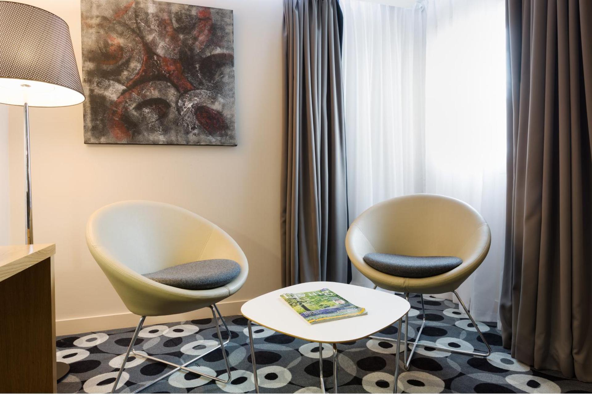 Photo of the whole room