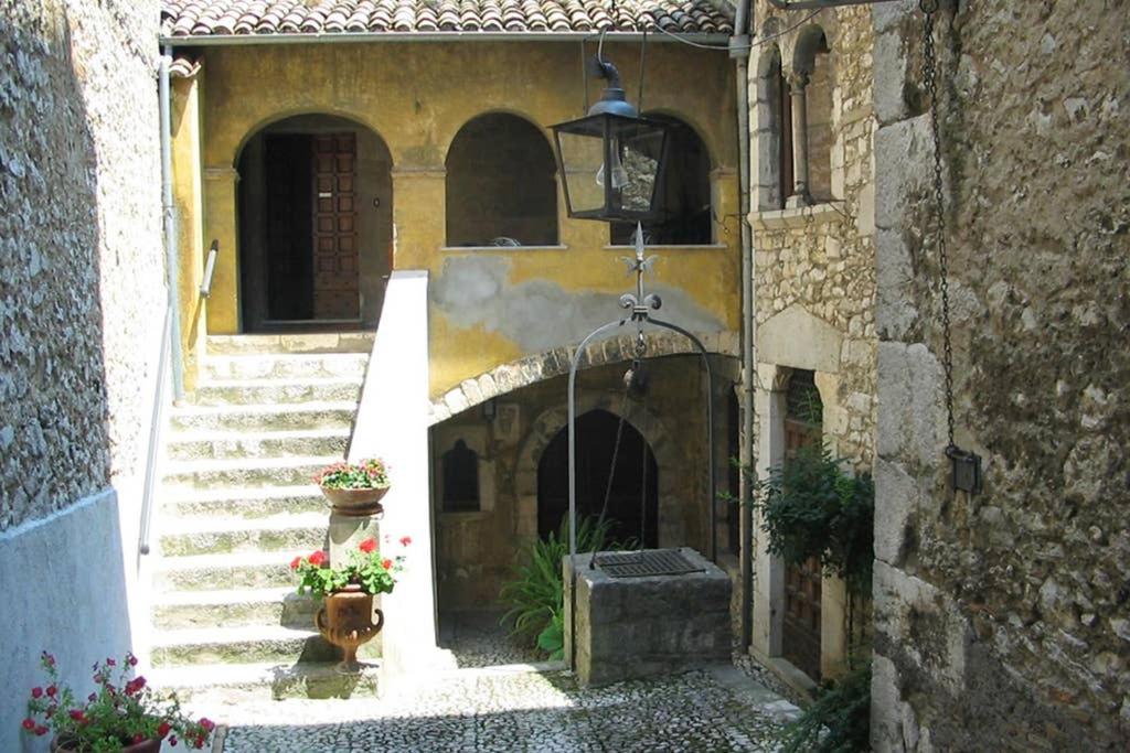 DOMUS - DORMIRE A VEROLI - casa vacanza b&b
