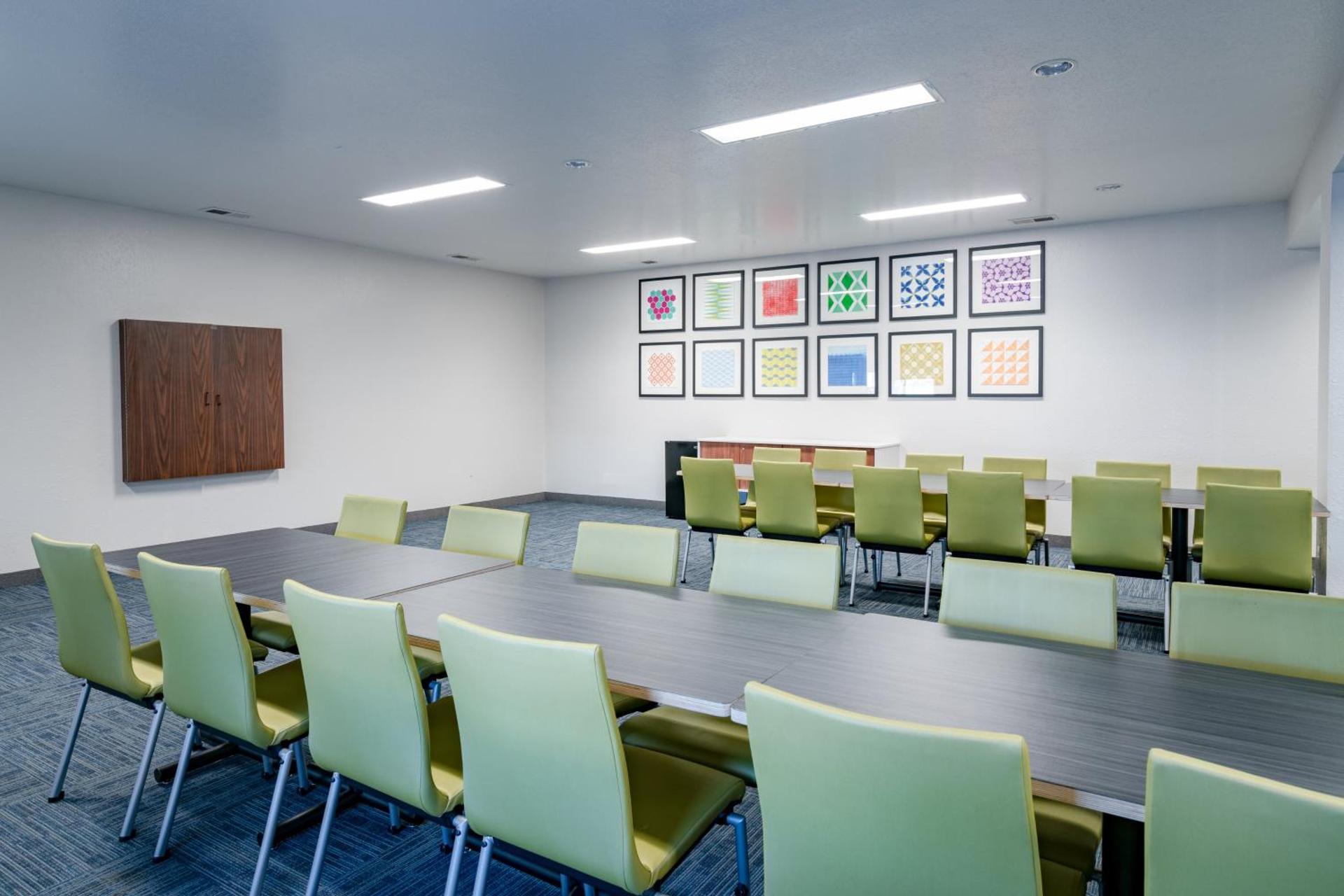 Meeting/conference room