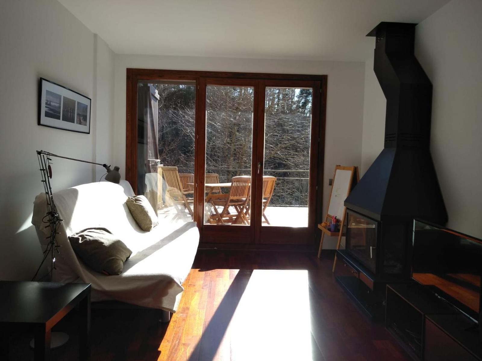 Apartament amb pati a la Vall Fosca, tranquilitat i bones vistes