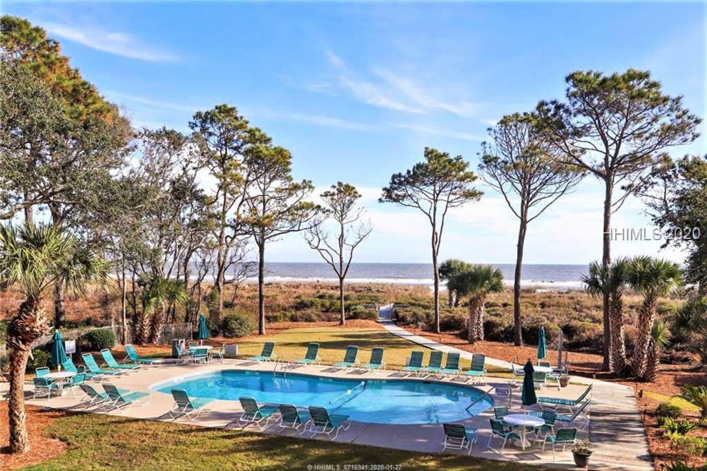Direct Oceanfront Private Villa Overlooking Pool/Beach - South Forest Beach - Right next to Coligny Plaza