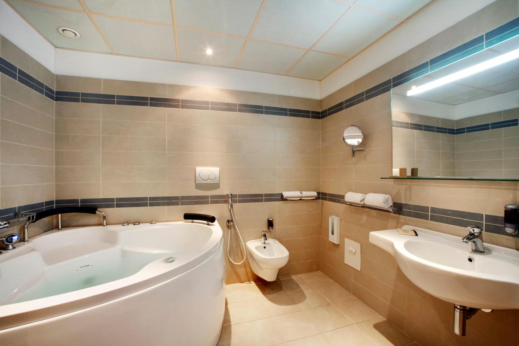 Cocca Hotel Royal Thai Spa