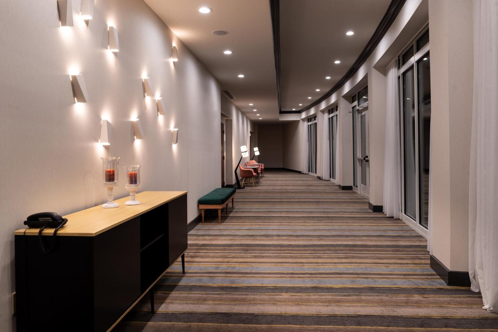 Meeting/conference room