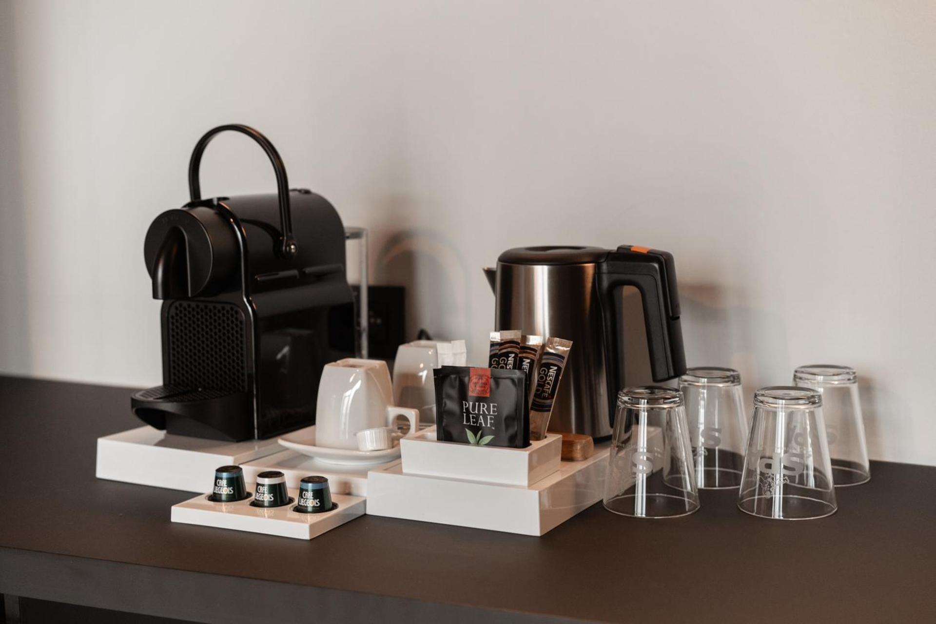 Coffee/tea facilities