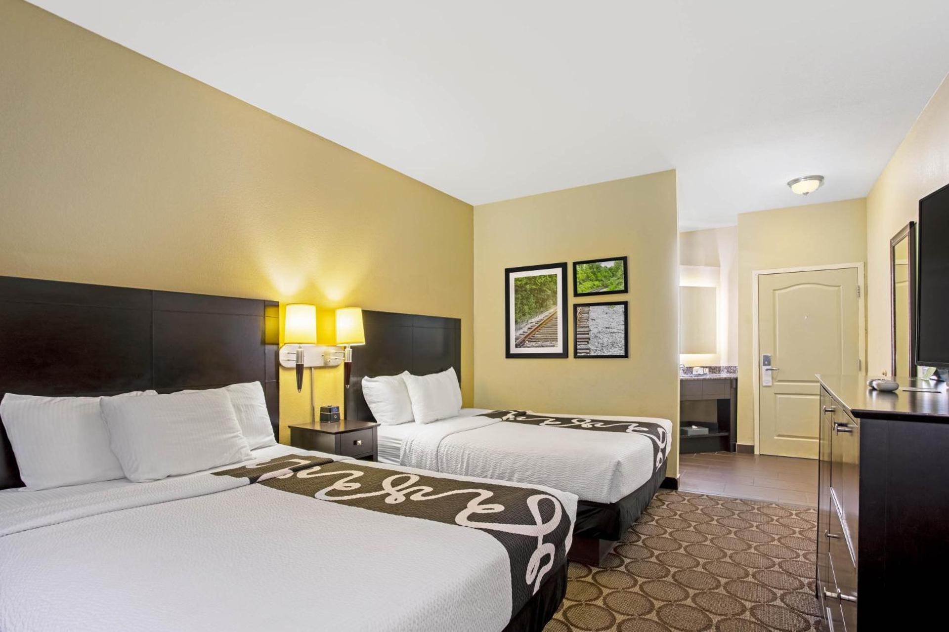 Queen Room with Two Queen Beds - Non-Smoking