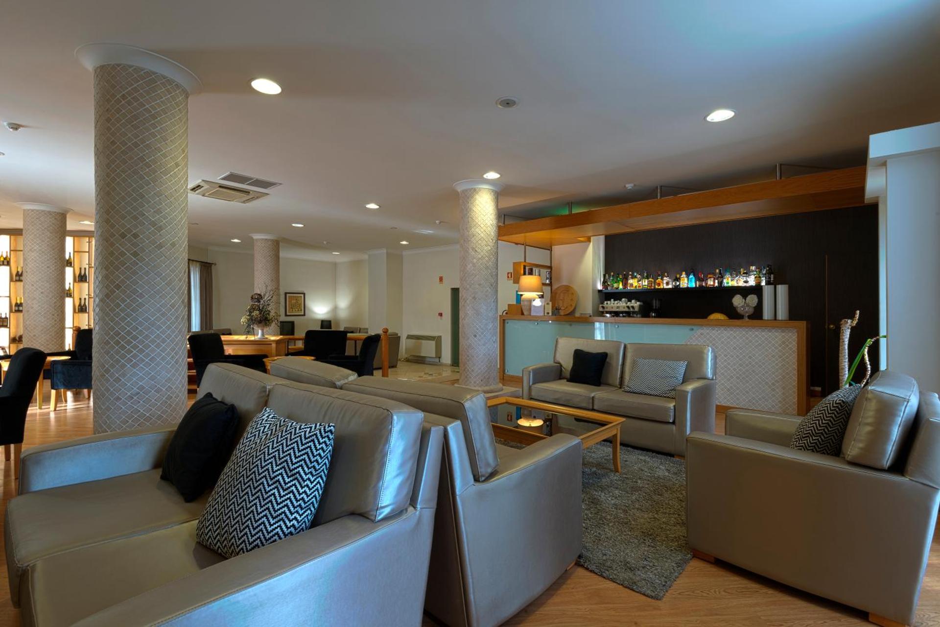 Lounge or bar