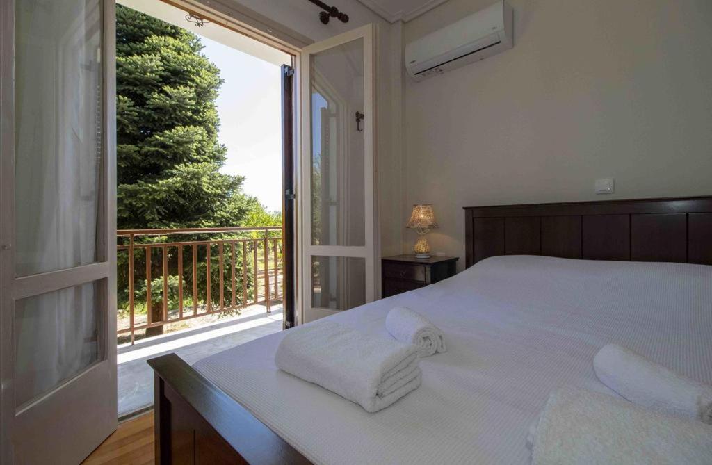 manousi 2 - First floor