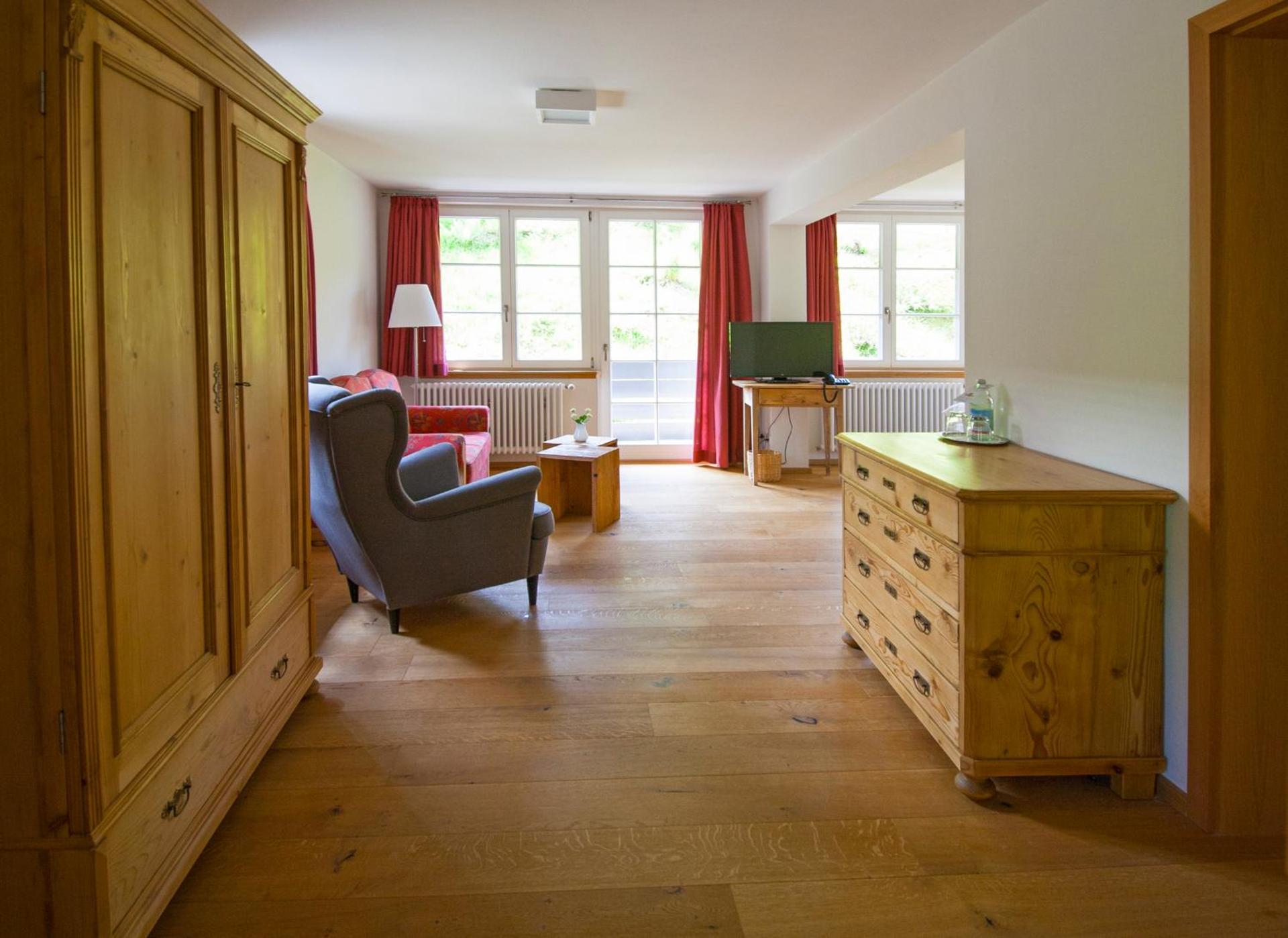 Photo of the whole room