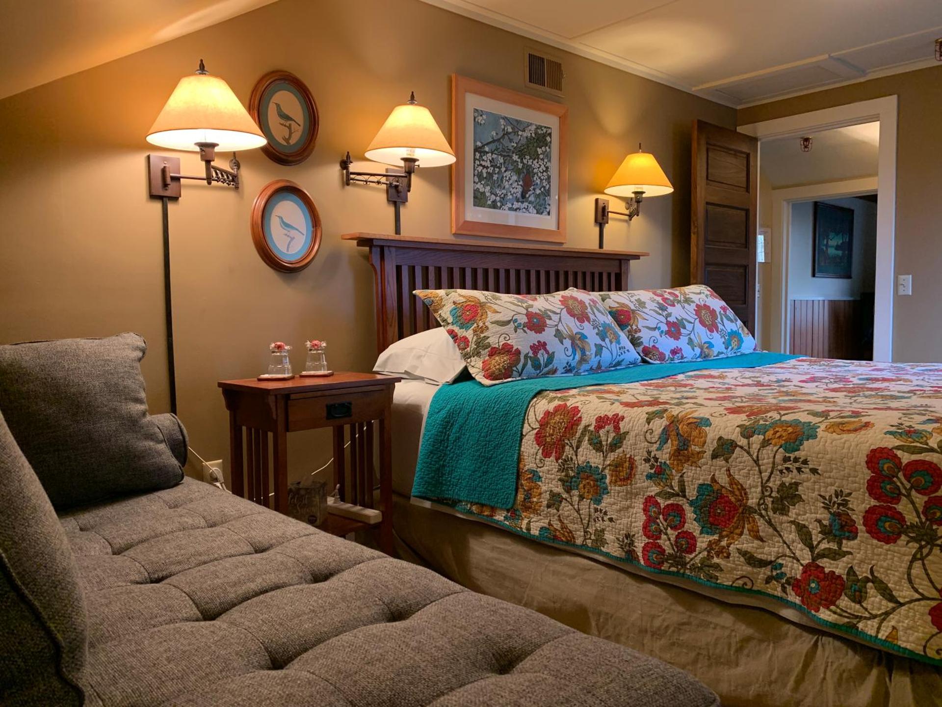 Photo of the whole room