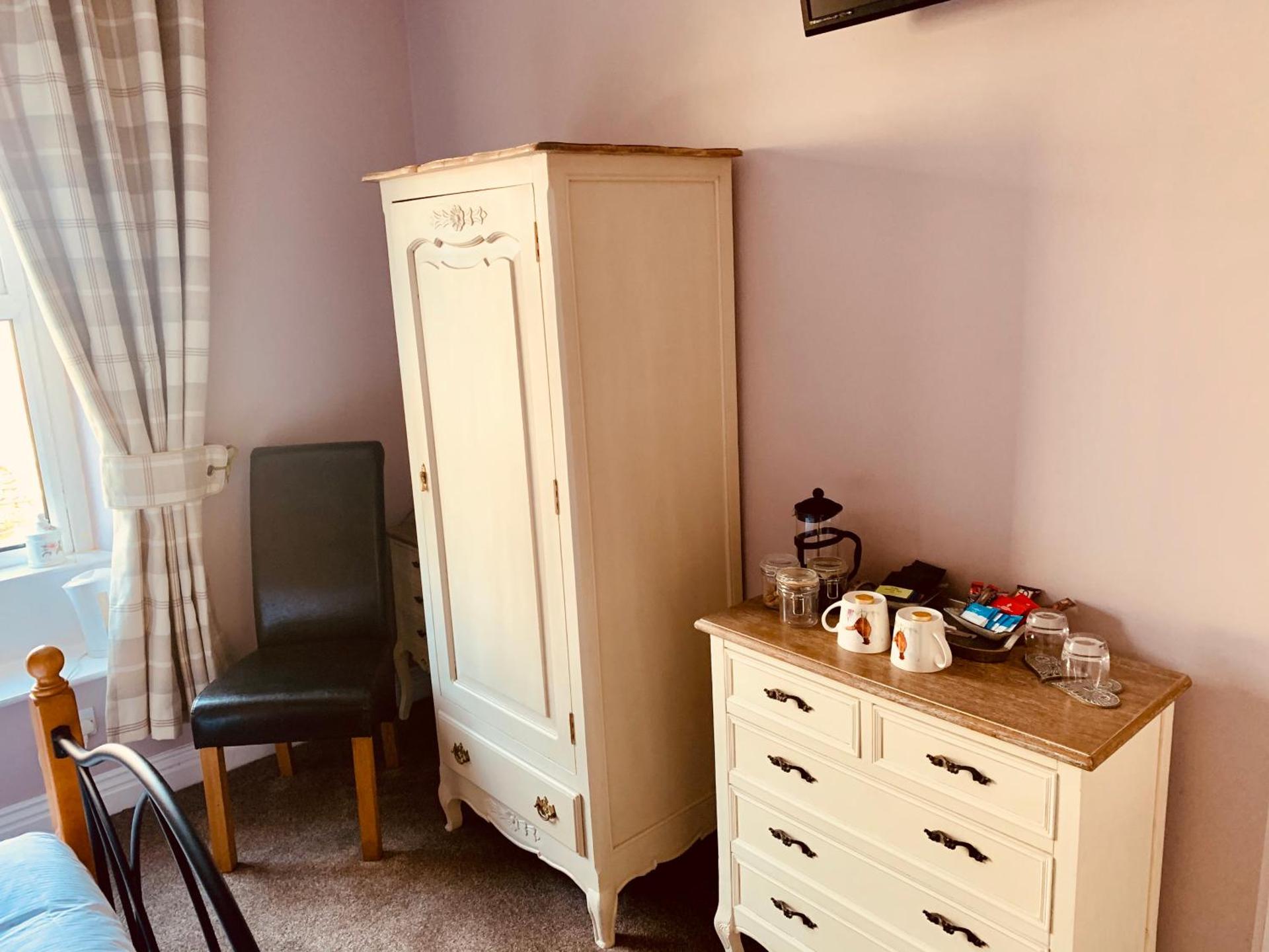 Coffee/tea facilities