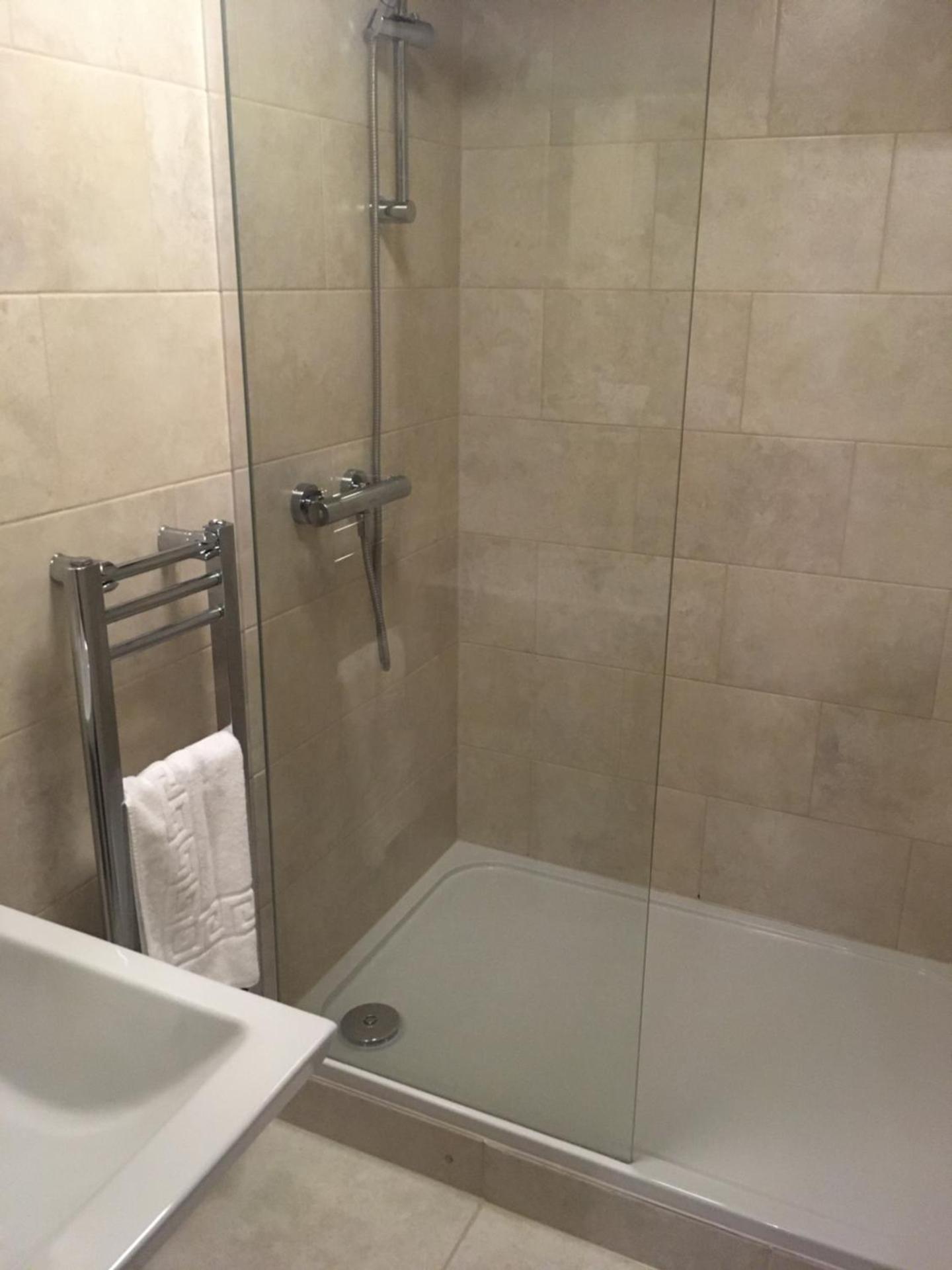 Old Court Hotel & Apartments