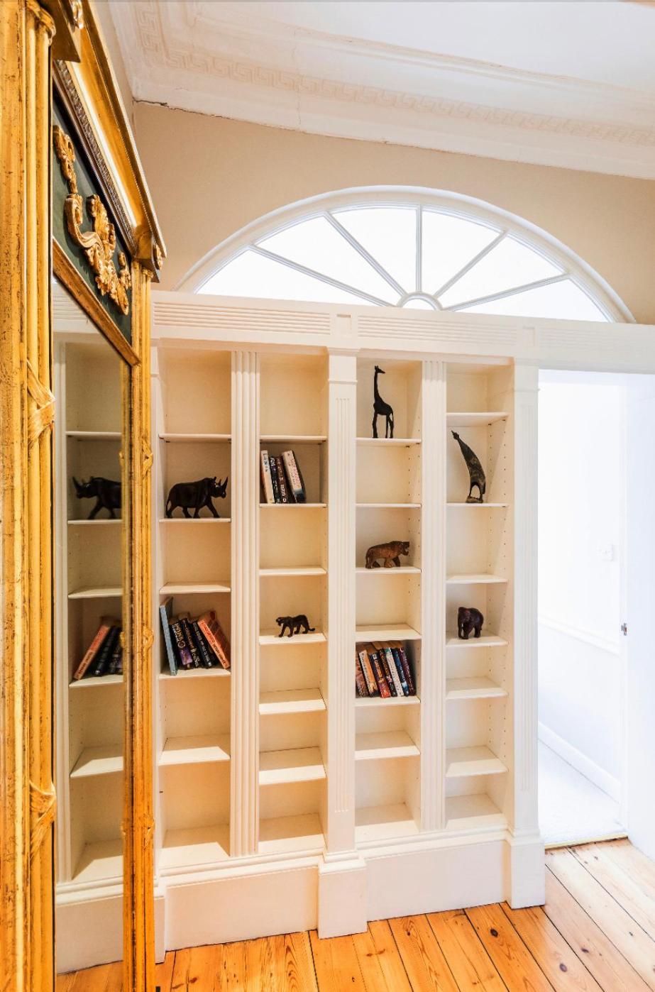 New Town Apartment with Castle View