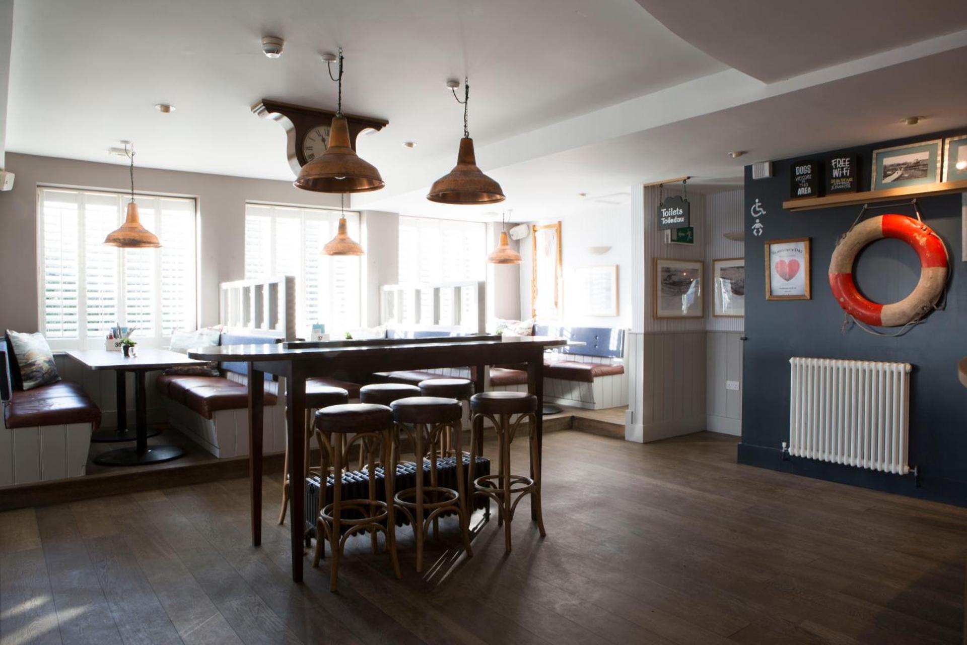 Restaurant/places to eat