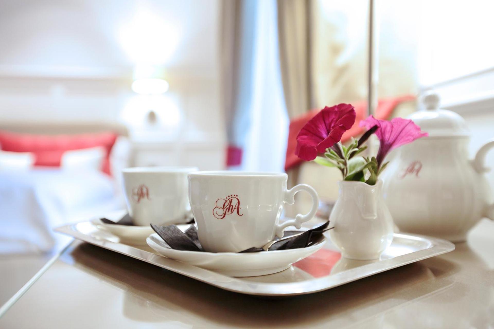 Coffee/tea facilities