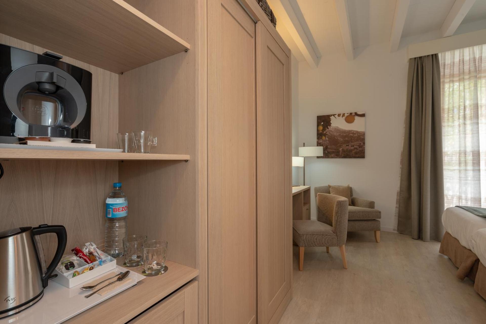 Coffee/tea facilities