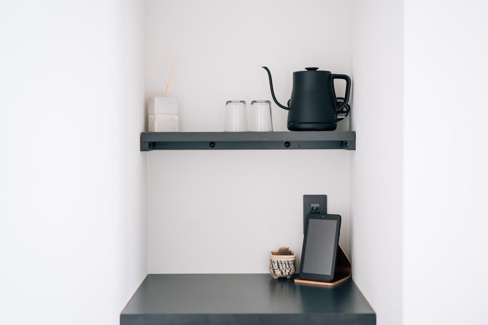 Coffee/tea facilities