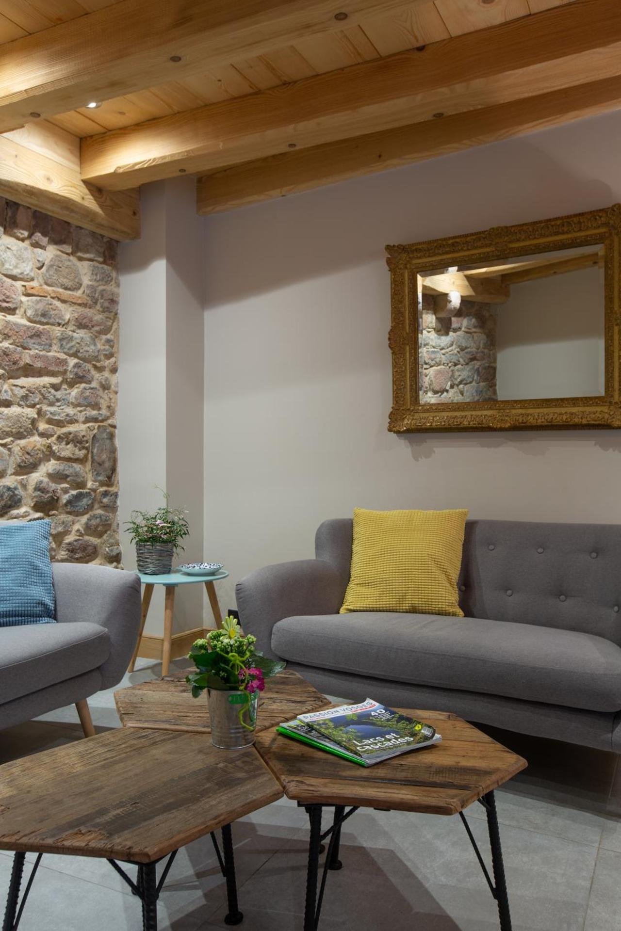 LA DEPENDANCE D'ELISA