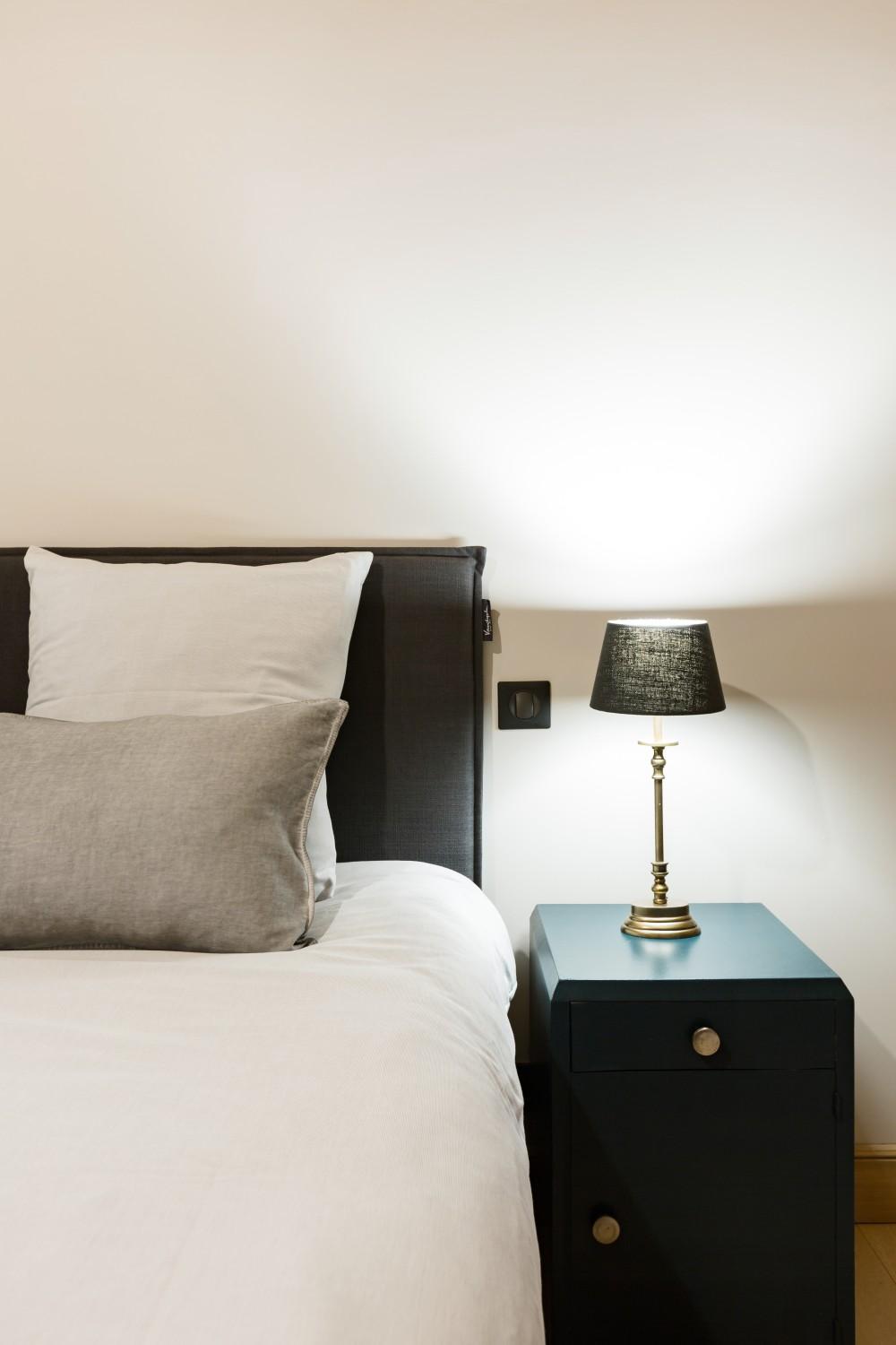 LA DEPENDANCE D'ELISA