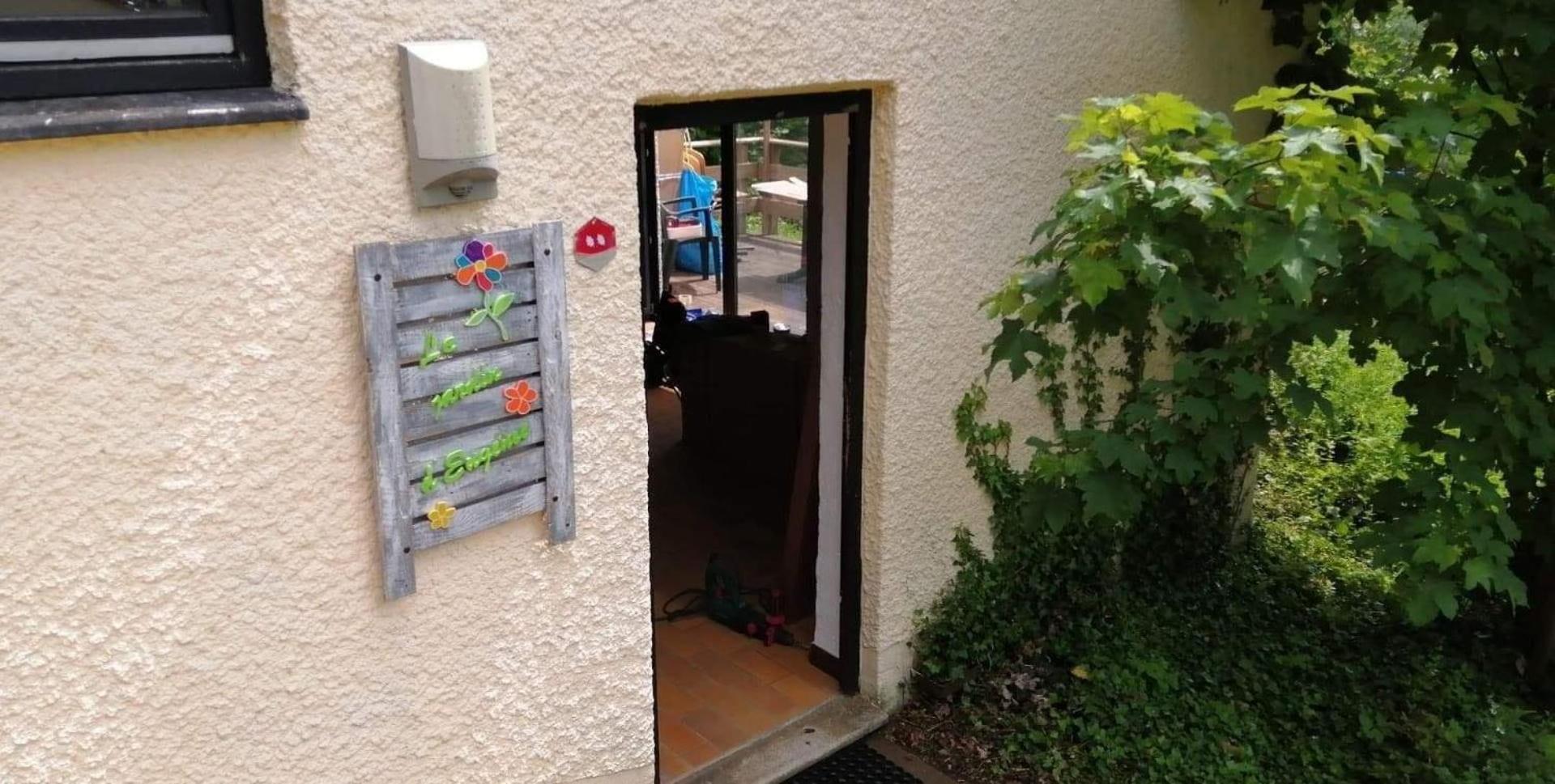 Le jardin d'Eugénie gîte a Virton en pleine nature lits fait a l'arrivée