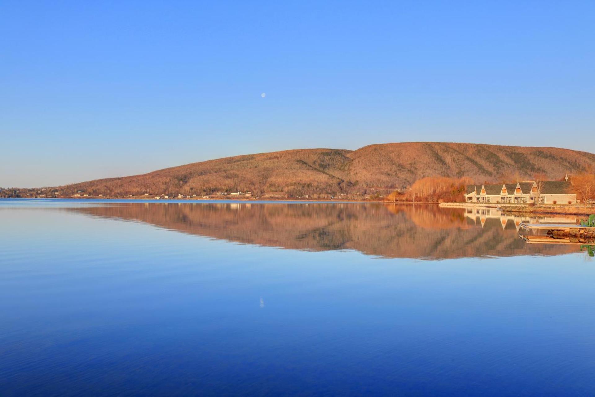 Keltic Quay Cottages & Bayfront Lodge