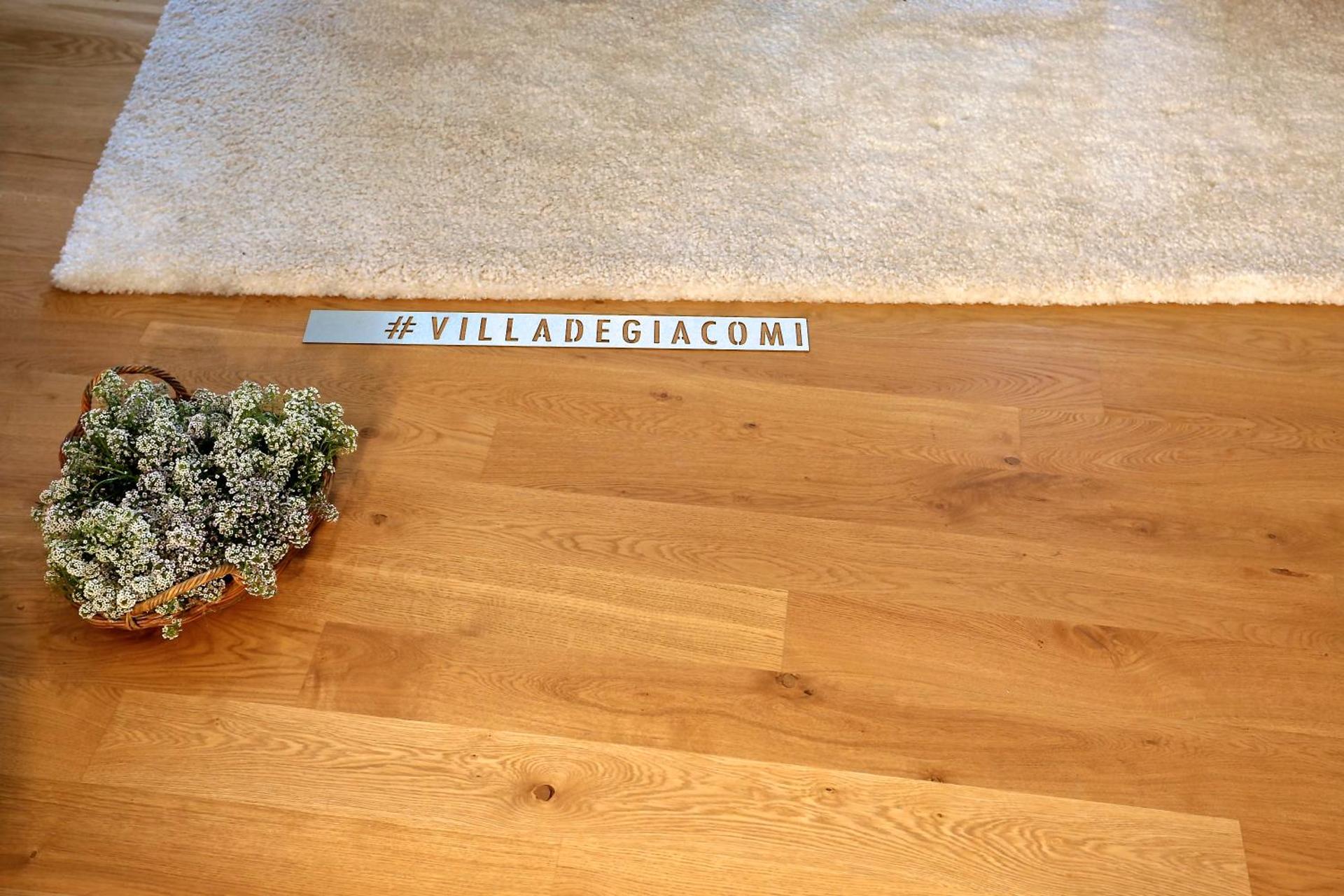 Logo/Certificate/Sign